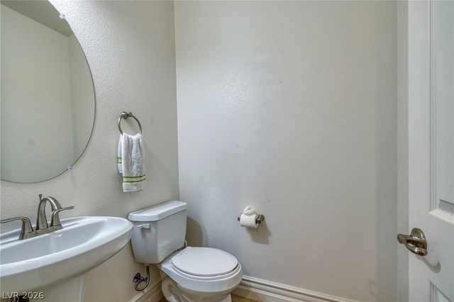 72 Rezzonico Drive, Henderson, NV 89011