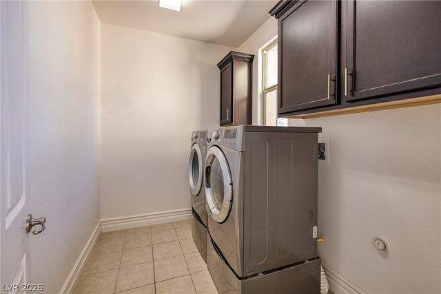 72 Rezzonico Drive, Henderson, NV 89011