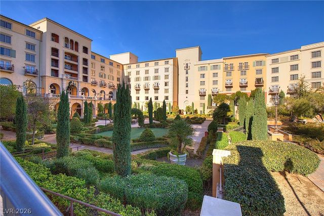 72 Rezzonico Drive, Henderson, NV 89011