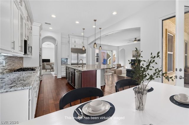 72 Rezzonico Drive, Henderson, NV 89011