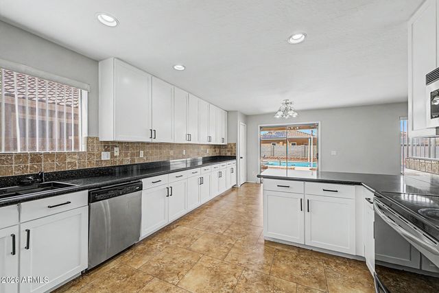 656 W BARRUS Street, Casa Grande, AZ 85122