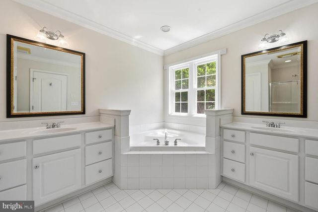29152 HOLLY RD, Easton, MD 21601