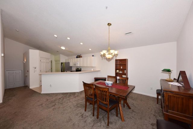 10258 W Deerwood LANE, Franklin, WI 53132