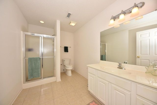 10258 W Deerwood LANE, Franklin, WI 53132
