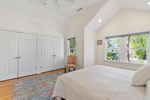 11 Brookford St, Cambridge, MA 02140