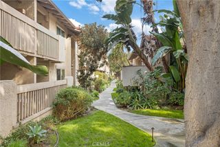 2352 Altisma 4, Carlsbad, CA 92009
