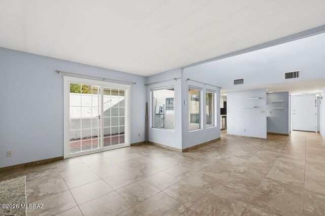 6363 N Orange Tree Drive, Tucson, AZ 85704