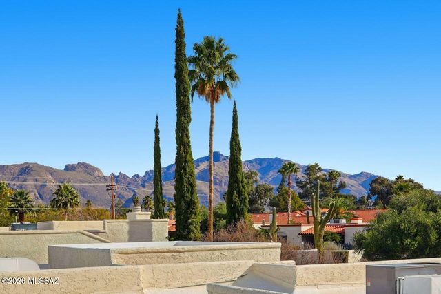 6363 N Orange Tree Drive, Tucson, AZ 85704