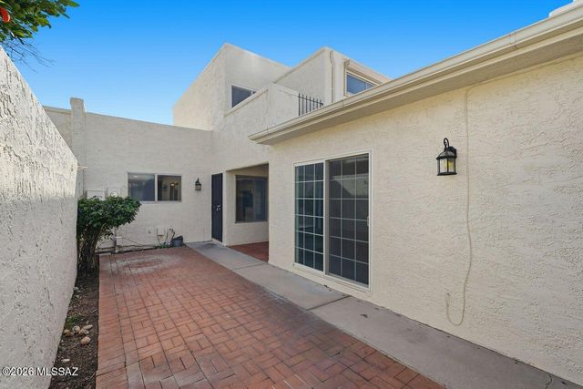 6363 N Orange Tree Drive, Tucson, AZ 85704