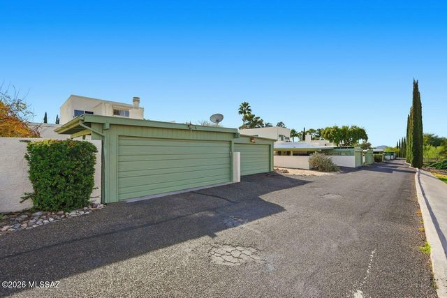 6363 N Orange Tree Drive, Tucson, AZ 85704