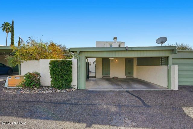 6363 N Orange Tree Drive, Tucson, AZ 85704