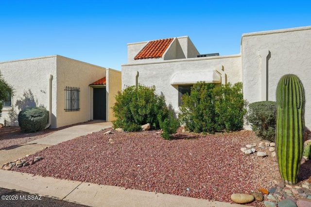 6363 N Orange Tree Drive, Tucson, AZ 85704
