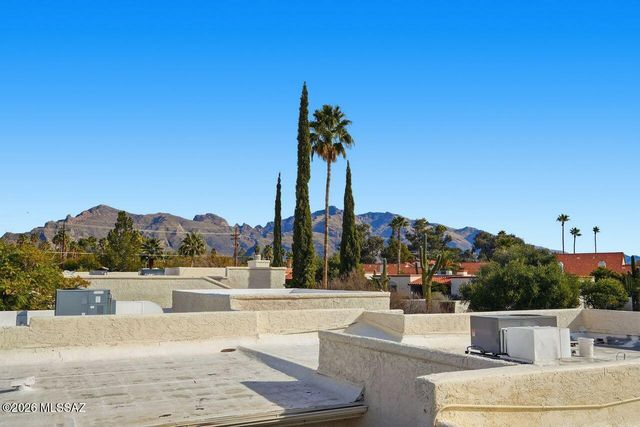 6363 N Orange Tree Drive, Tucson, AZ 85704