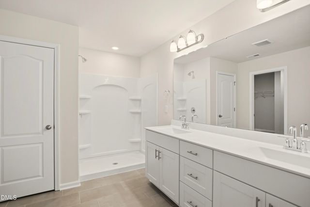 157 Wilbur Lake Drive, Fuquay Varina, NC 27526