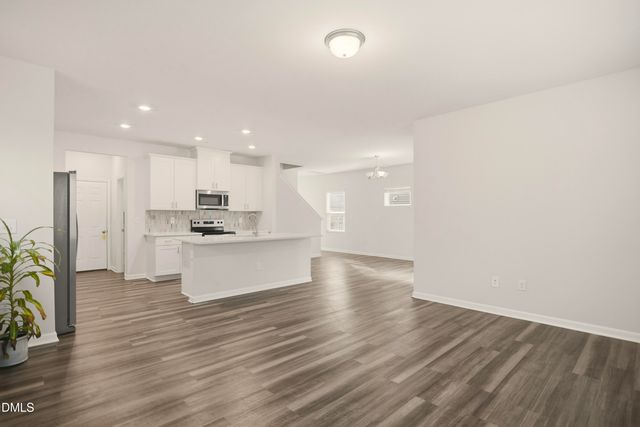 157 Wilbur Lake Drive, Fuquay Varina, NC 27526