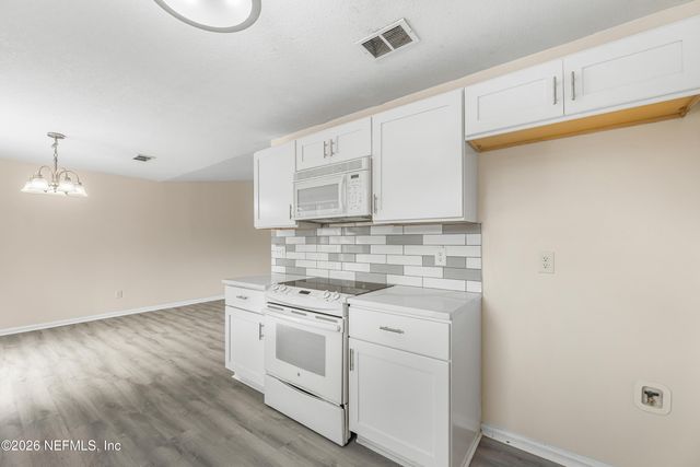 2427 OLSON Lane, Jacksonville, FL 32210