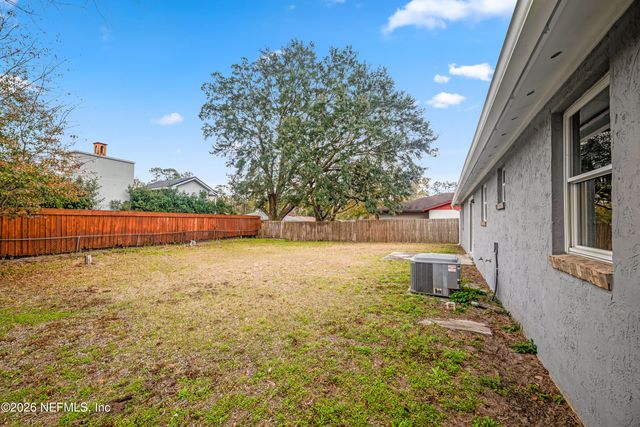 2427 OLSON Lane, Jacksonville, FL 32210