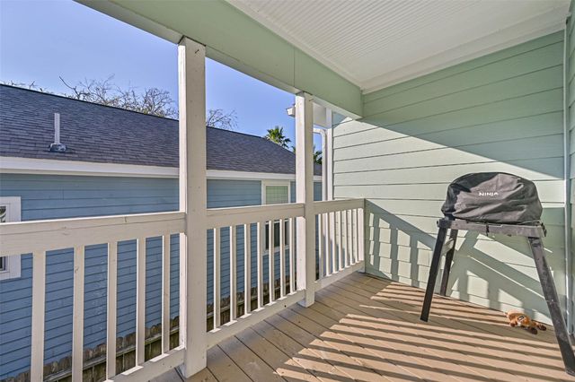 5315 Avenue R, Galveston, TX 77551