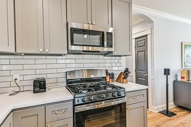 5315 Avenue R, Galveston, TX 77551