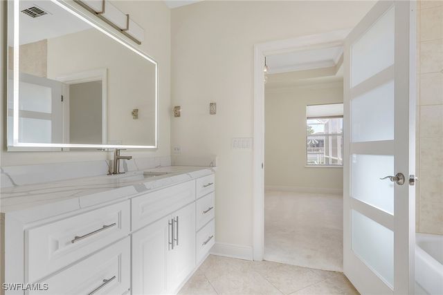 2082 E Tobago CIR, Fort Myers, FL 33905