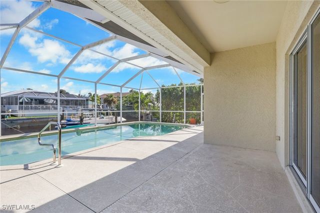 2082 E Tobago CIR, Fort Myers, FL 33905