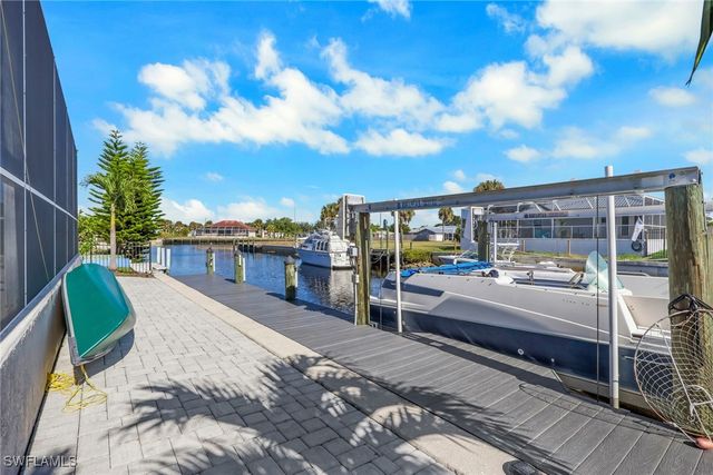 2082 E Tobago CIR, Fort Myers, FL 33905