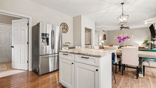 9410 Sandlewood Drive, Whitmore Lake, MI 48189