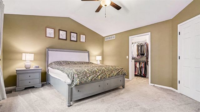 9410 Sandlewood Drive, Whitmore Lake, MI 48189