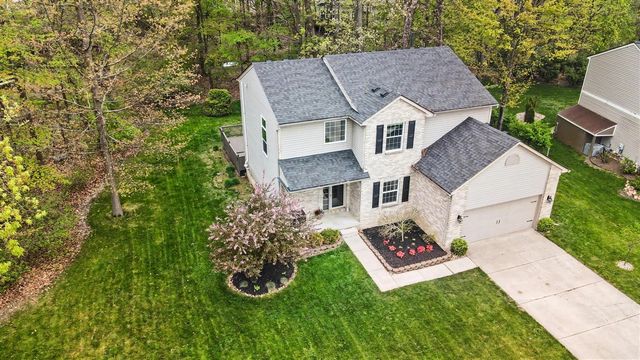 9410 Sandlewood Drive, Whitmore Lake, MI 48189