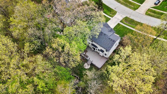 9410 Sandlewood Drive, Whitmore Lake, MI 48189