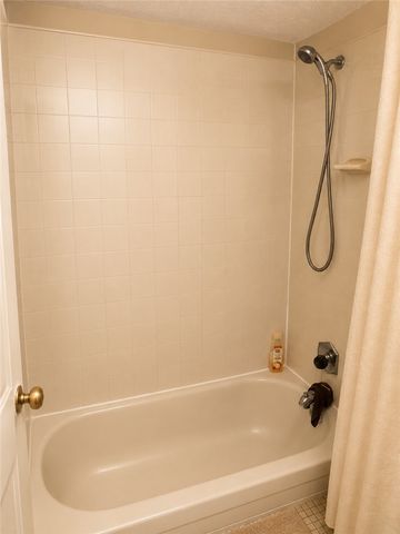 749 Clareridge Lane, Centerville, OH 45458