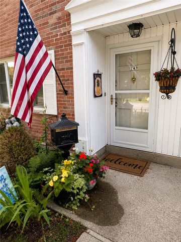 749 Clareridge Lane, Centerville, OH 45458