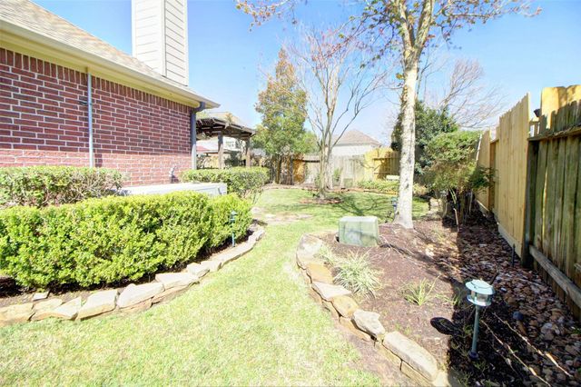 19014 Canyon Frost Drive, Tomball, TX 77377
