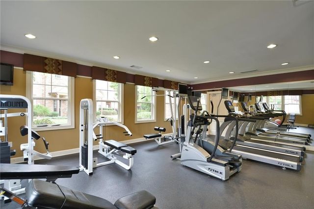 3662 Ashford Creek View NE, Atlanta, GA 30319
