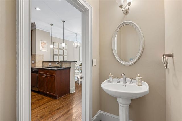 3662 Ashford Creek View NE, Atlanta, GA 30319