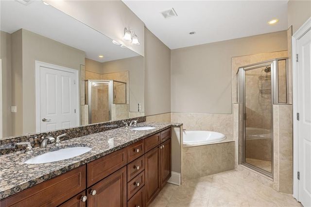 3662 Ashford Creek View NE, Atlanta, GA 30319