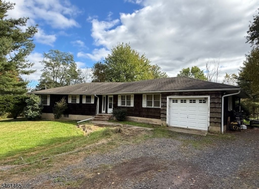 732 Amwell Road, Hillsborough Twp., NJ 08844 — exterior