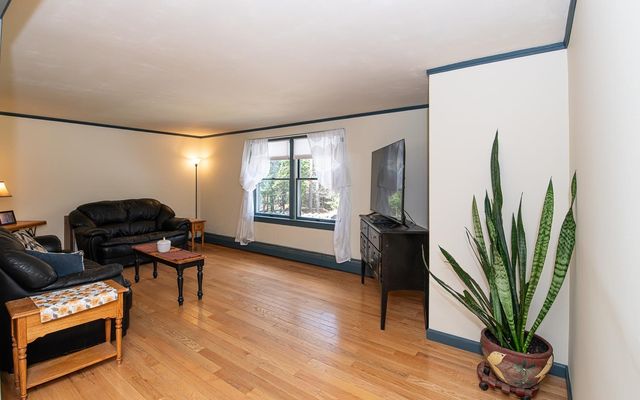 6 Ridge Road, Deerfield, NH 03037