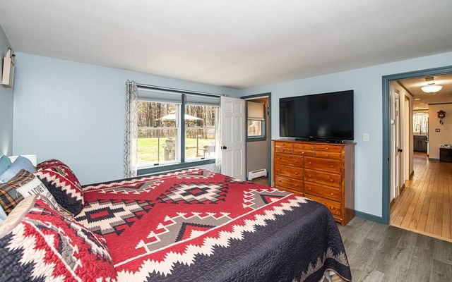 6 Ridge Road, Deerfield, NH 03037