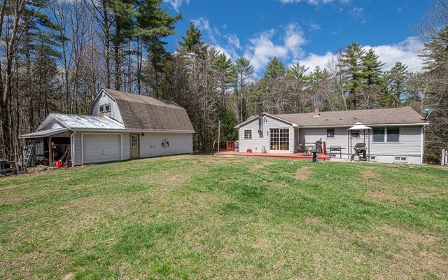 6 Ridge Road, Deerfield, NH 03037
