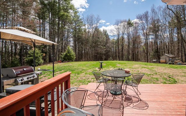 6 Ridge Road, Deerfield, NH 03037