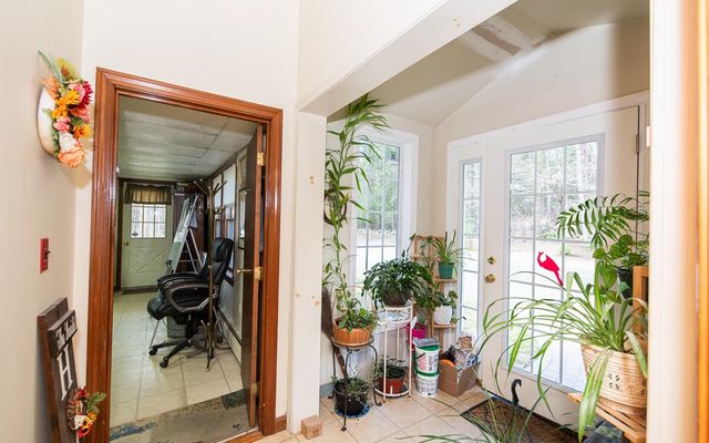 6 Ridge Road, Deerfield, NH 03037