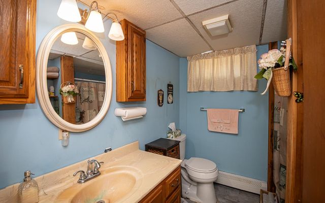 6 Ridge Road, Deerfield, NH 03037