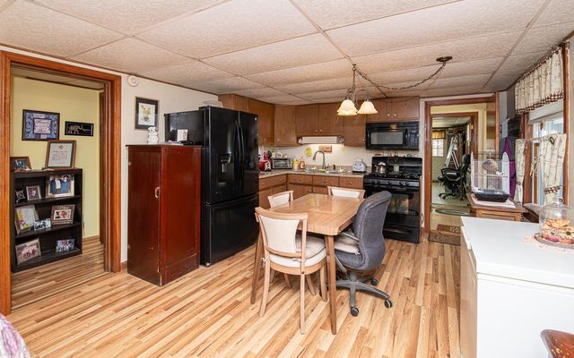 6 Ridge Road, Deerfield, NH 03037