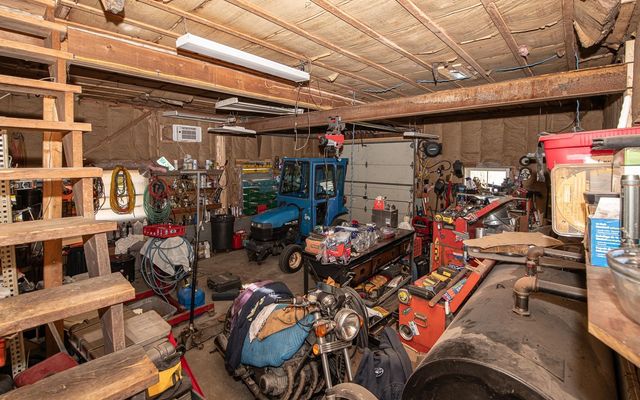 6 Ridge Road, Deerfield, NH 03037