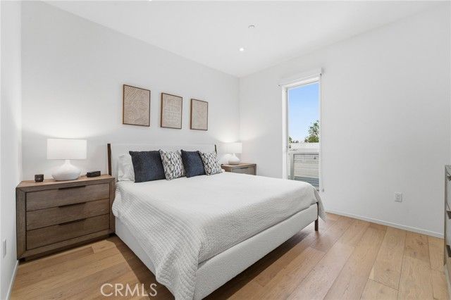 1030 N Kings Road 405, West Hollywood, CA 90069