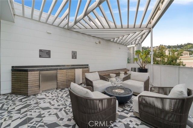 1030 N Kings Road 405, West Hollywood, CA 90069