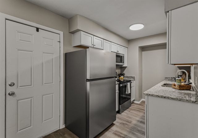 1905 W Morton Street 11, Denison, TX 75020