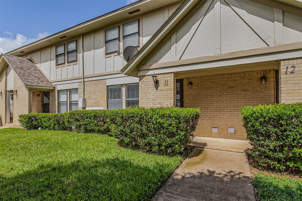 1905 W Morton Street 11, Denison, TX 75020