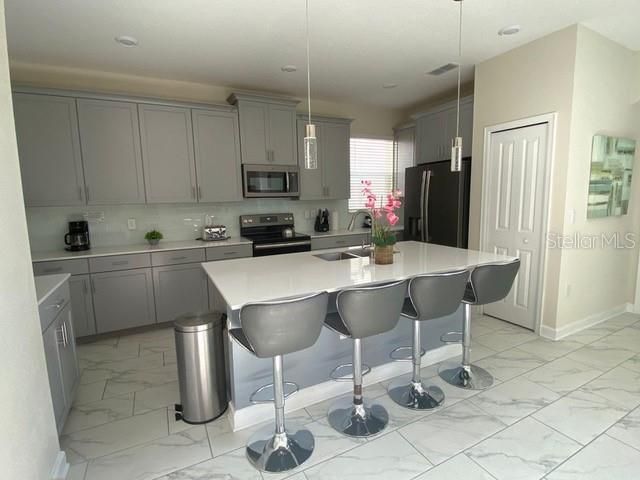 2813 BOOKMARK DRIVE, Kissimmee, FL 34746